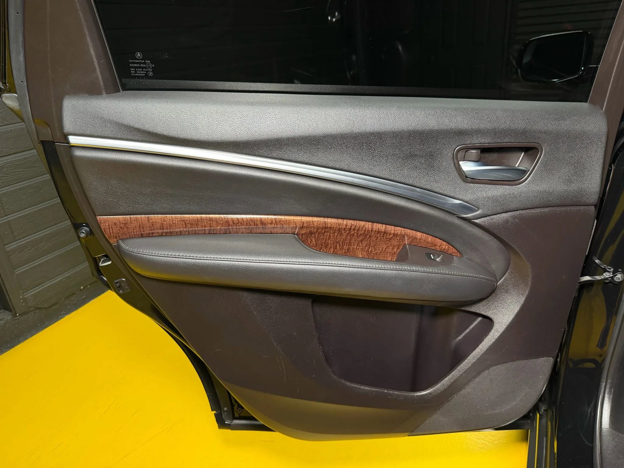 Used 2018 Acura MDX SH-AWD w/ Technology Package image 18