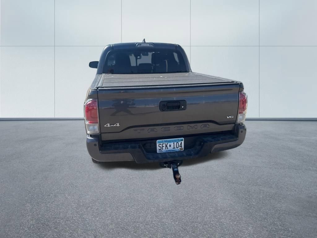 Used 2019 Toyota Tacoma Limited image 7