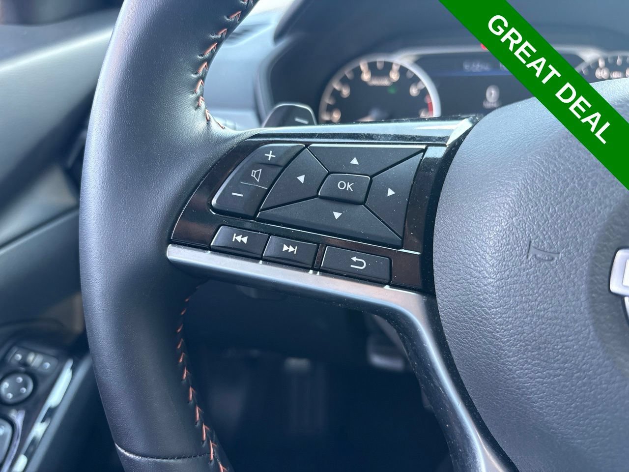 Used 2025 Nissan Altima 2.5 SR FWD image 21