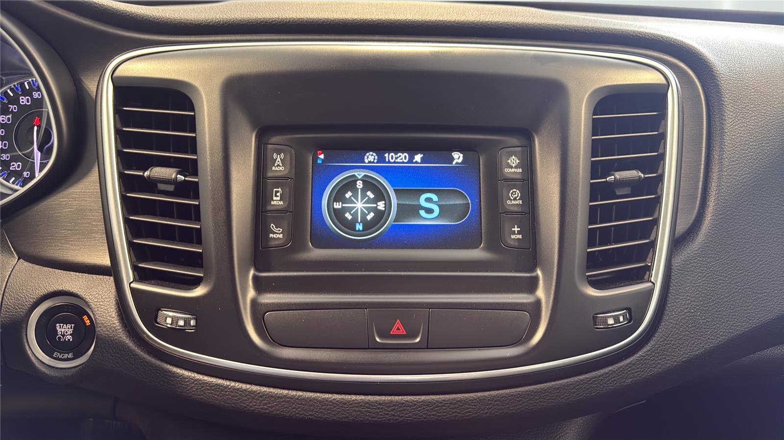Used 2016 Chrysler 200 Limited FWD image 17