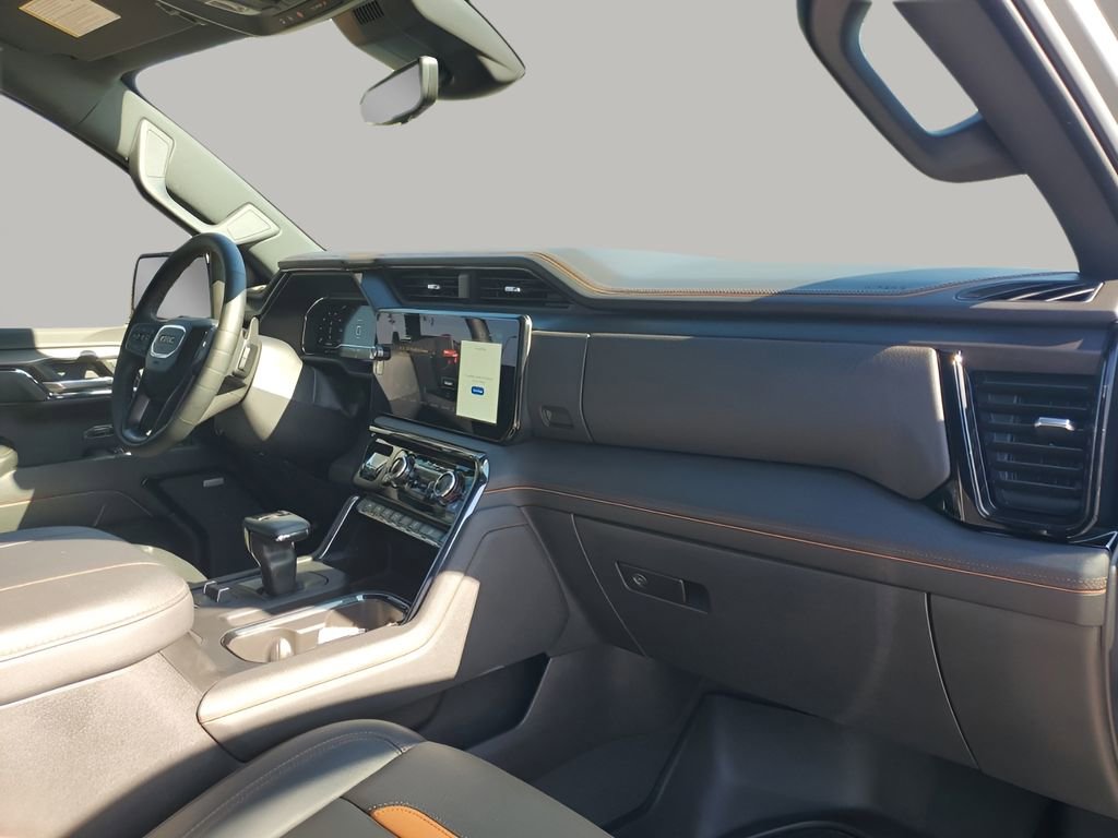 Used 2024 GMC Sierra 1500 AT4 w/ Technology Package image 14