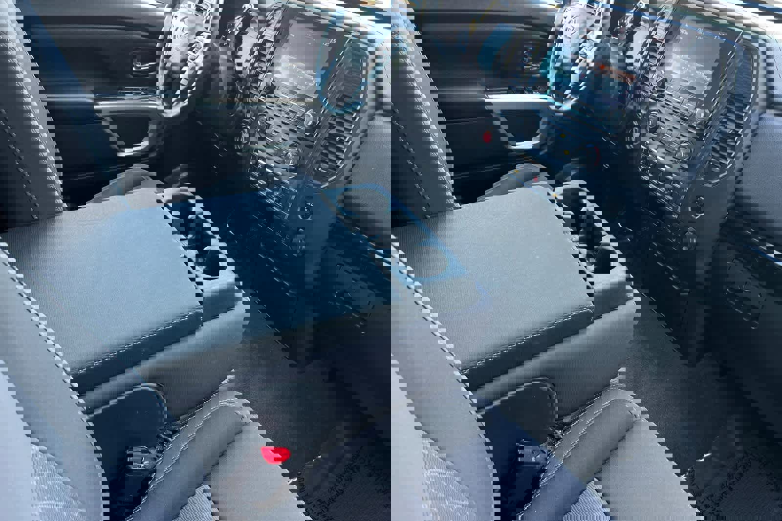 Certified 2022 Nissan Titan SV w/ Accessory Utility Package image 17