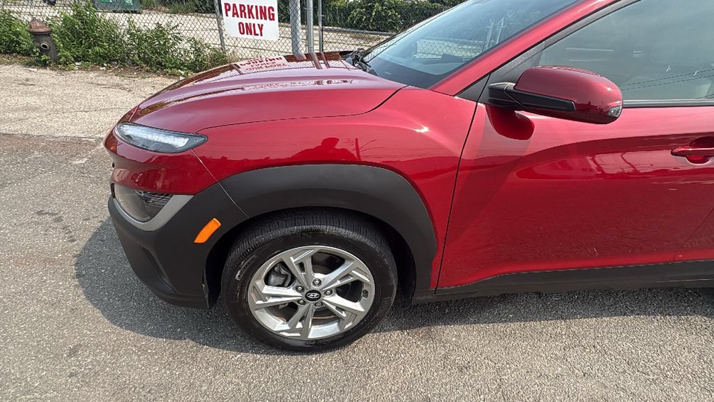 Used 2023 Hyundai Kona SEL w/ Cargo Package AWD/4WD image 9