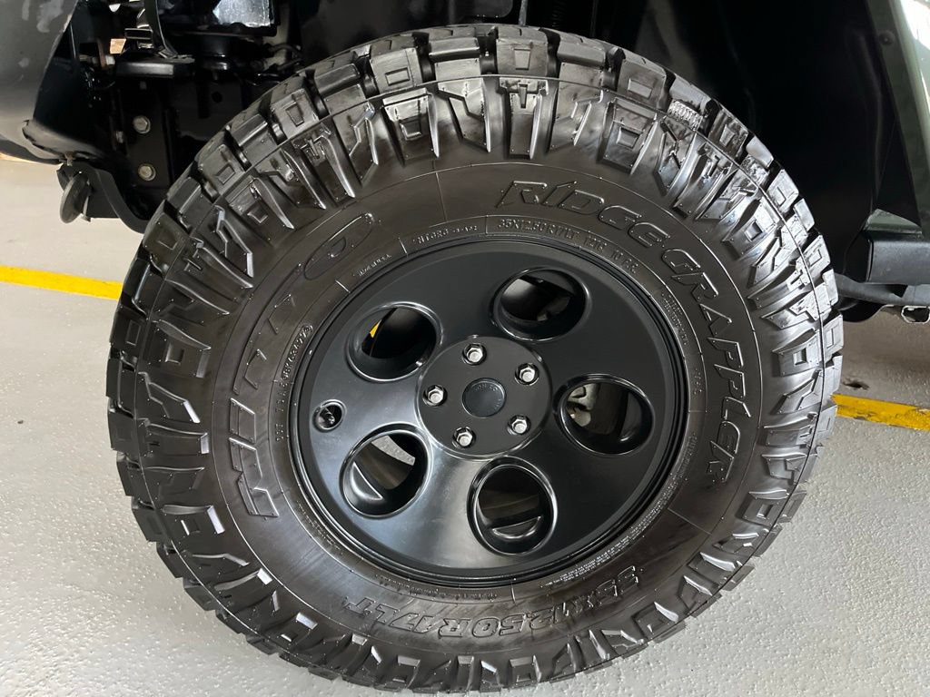Used 2014 Jeep Wrangler Unlimited Rubicon w/ Connectivity Group AWD/4WD image 56