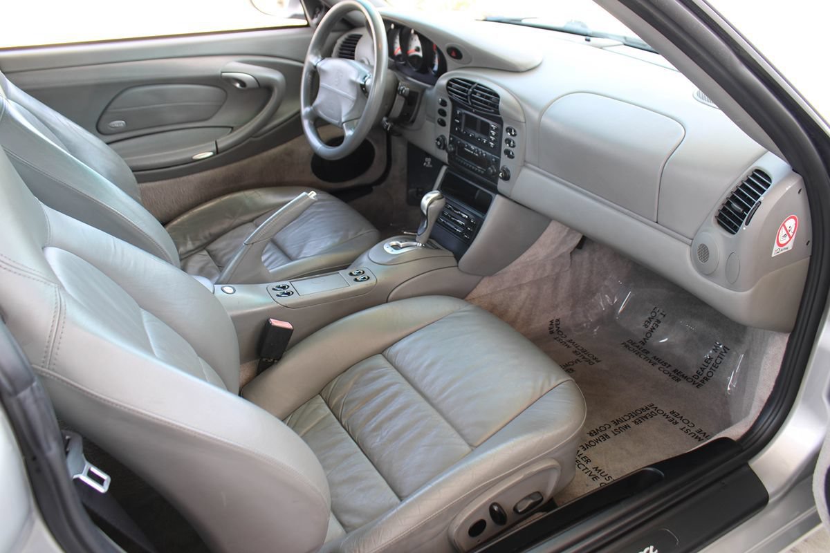 Used 2001 Porsche 911 GT3 RS image 16