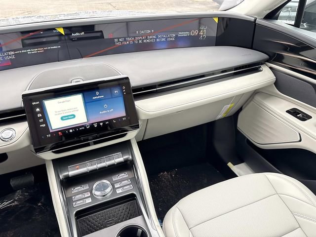 New 2026 Lincoln Nautilus Premier w/ Jet Appearance Package AWD/4WD image 15