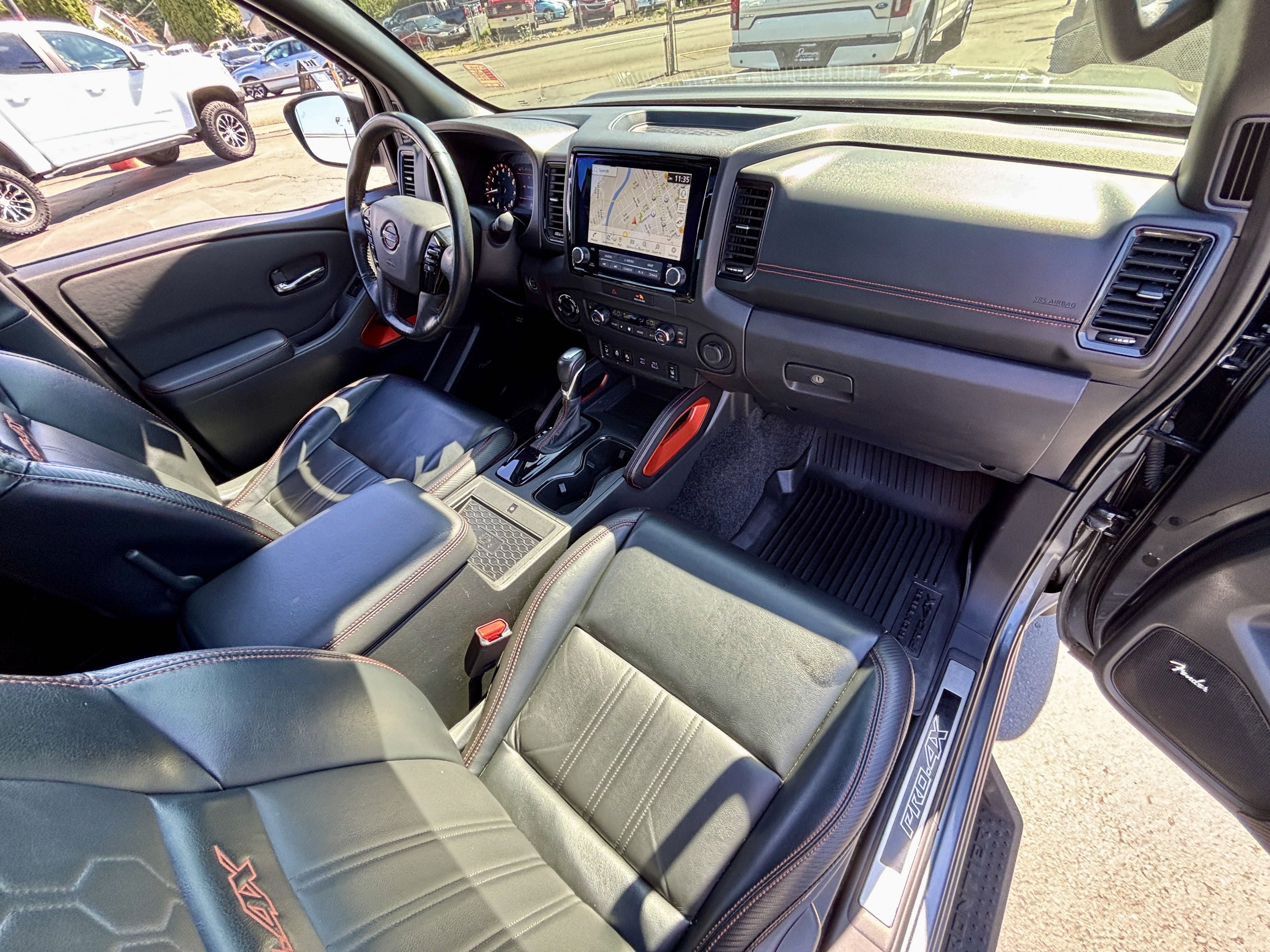 Used 2023 Nissan Frontier PRO-4X w/ Pro-4X Premium Package image 11