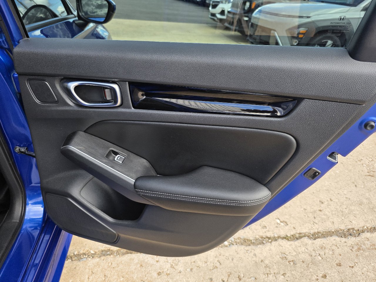 Used 2022 Honda Civic Touring image 22