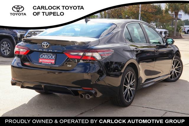 Used 2023 Toyota Camry SE FWD image 3