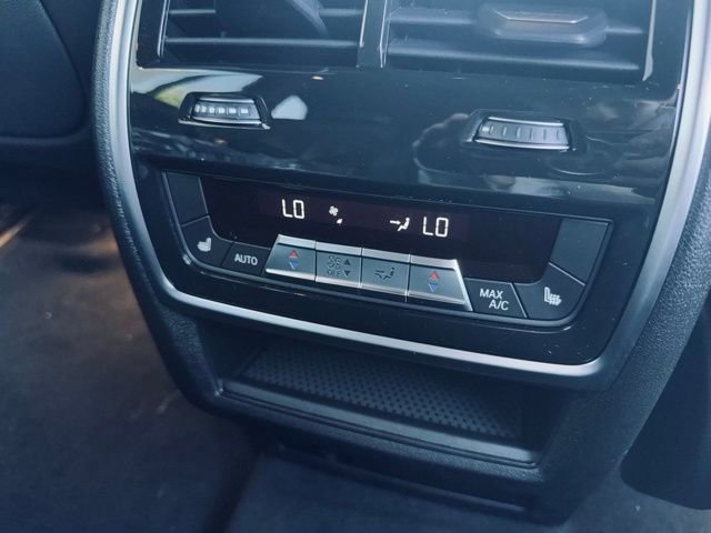 New 2026 BMW X5 xDrive40i w/ M Sport Package image 24