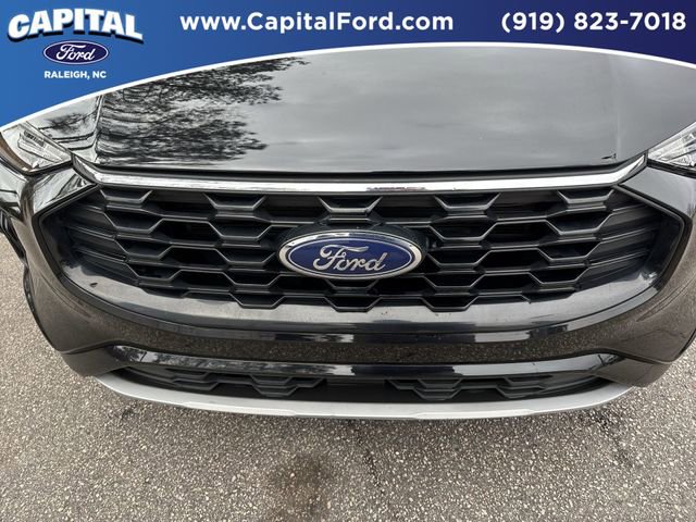 Used 2024 Ford Escape ST-Line image 10