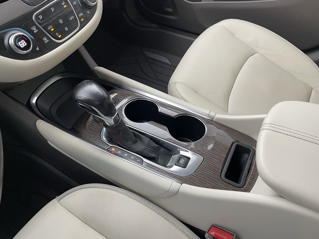 Used 2021 Chevrolet Malibu Premier image 19