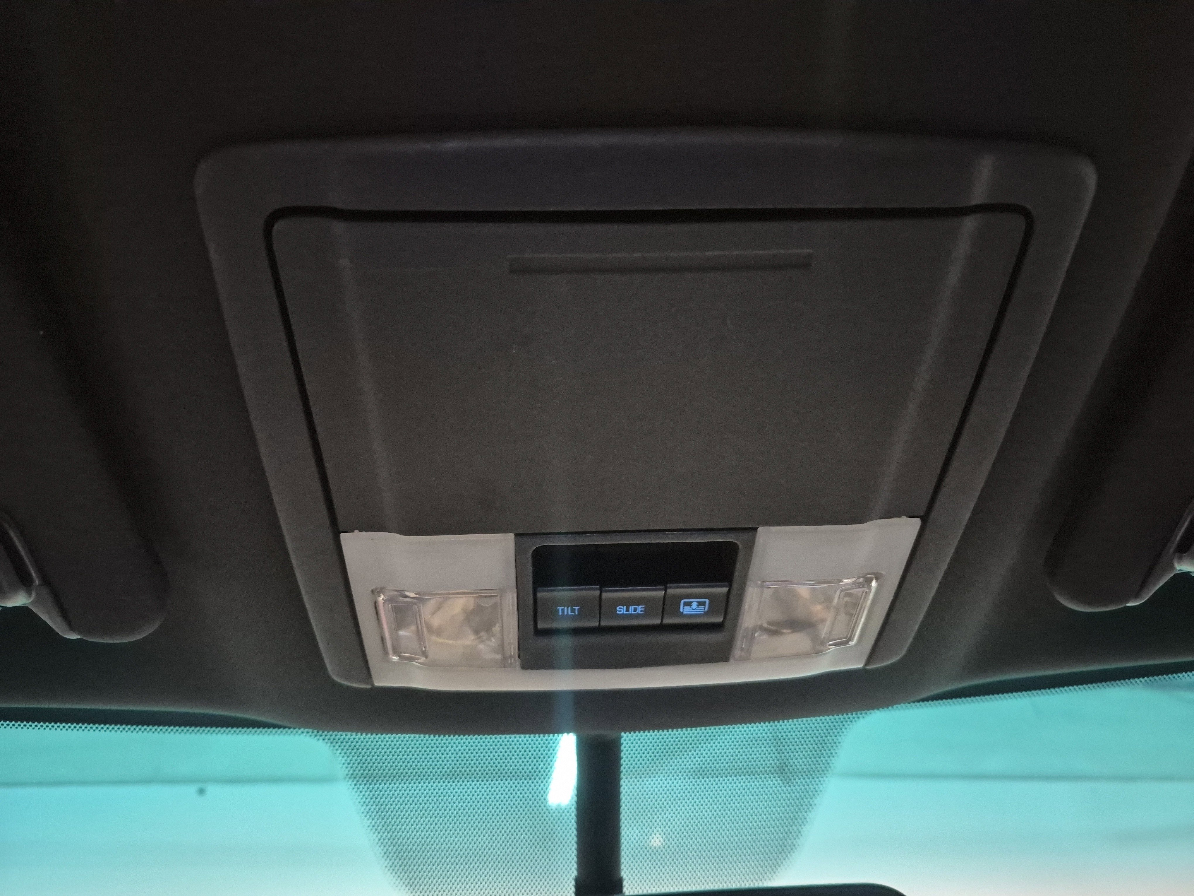 Used 2015 Ford Explorer Limited w/ Equipment Group 301A FWD image 38