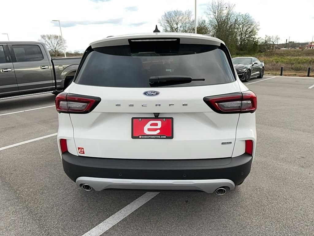 New 2025 Ford Escape SE FWD image 7