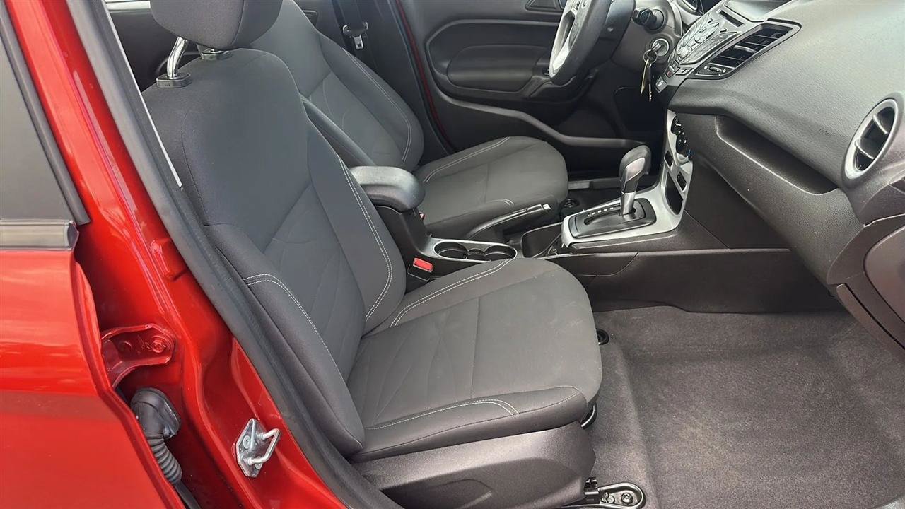 Used 2018 Ford Fiesta SE FWD image 39