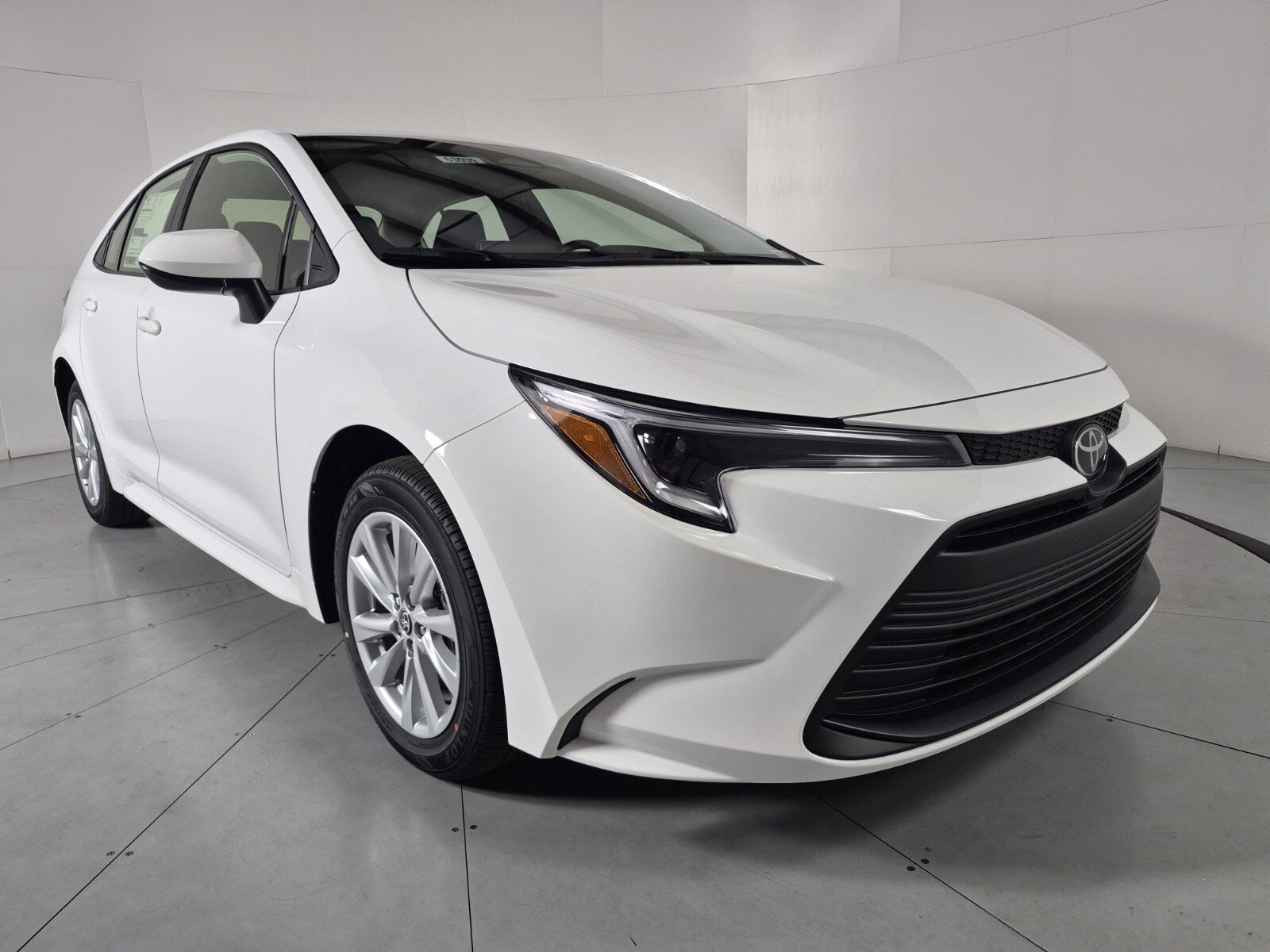 New 2026 Toyota Corolla Hybrid Sedan image 6