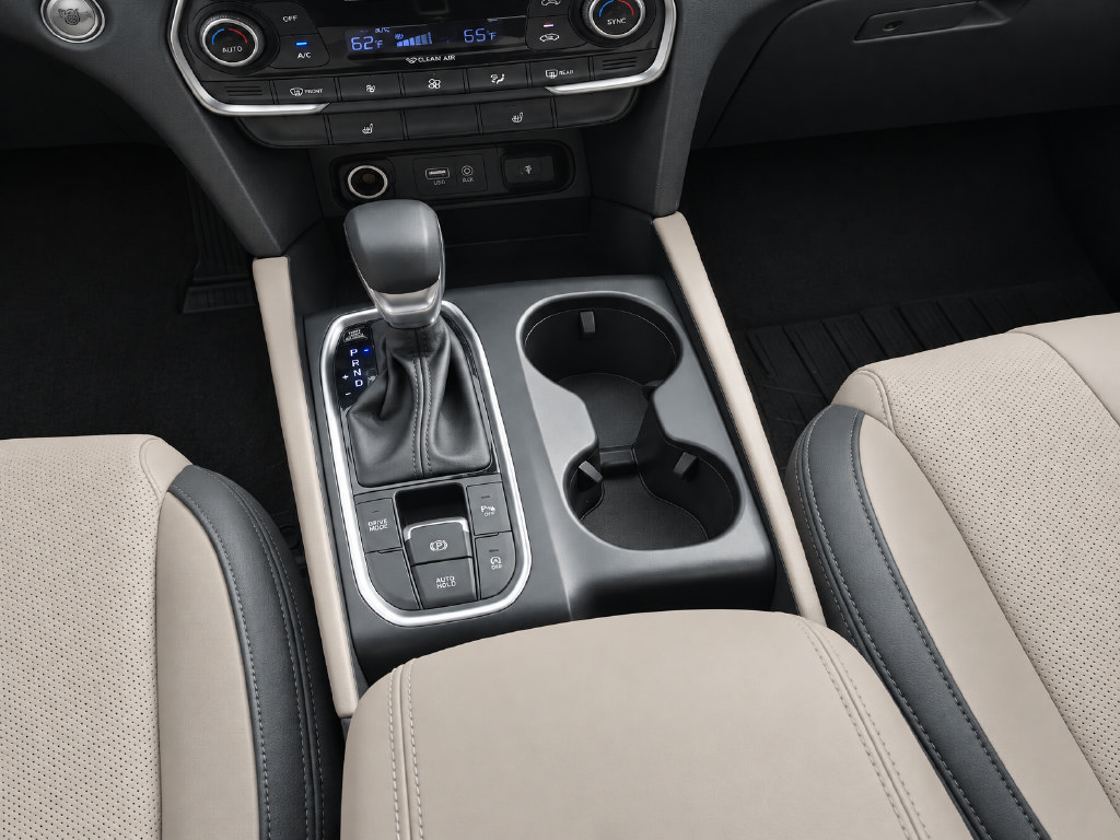 Used 2019 Hyundai Santa Fe Limited FWD image 14