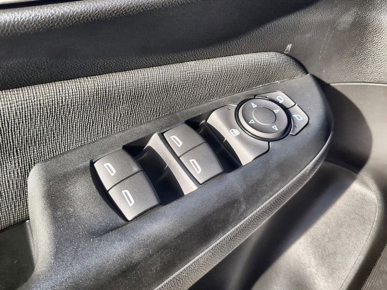 Used 2025 Buick Envista Preferred w/ Convenience I Package image 22