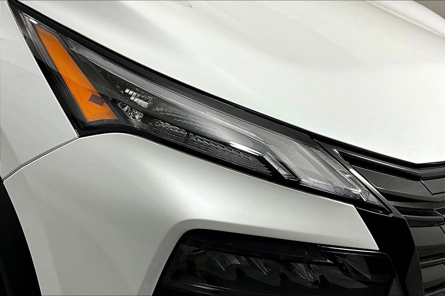 New 2026 Nissan Rogue Dark Armor AWD/4WD image 8