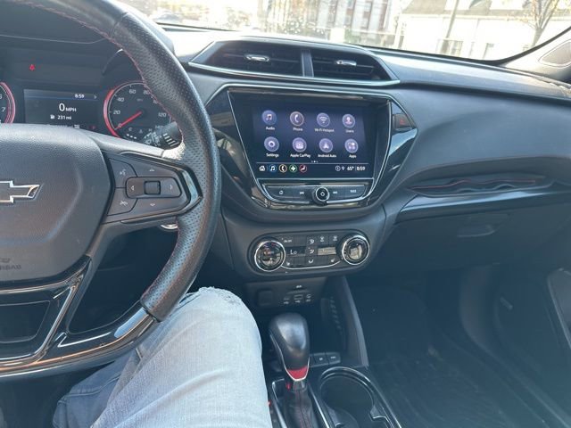 Used 2022 Chevrolet TrailBlazer RS w/ Sun and Liftgate Package AWD/4WD image 39