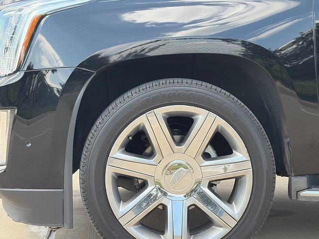 Used 2018 Cadillac Escalade Luxury image 5