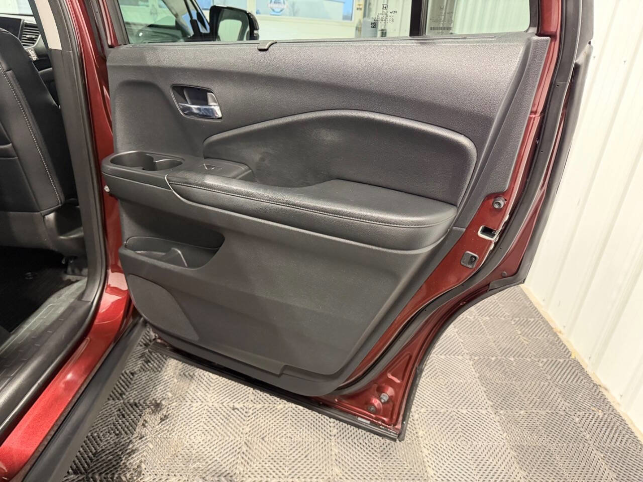 Used 2019 Honda Pilot Touring image 33