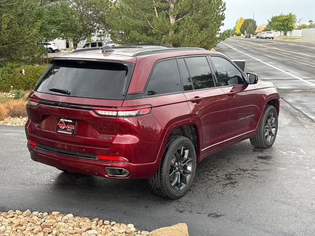 Used 2023 Jeep Grand Cherokee 30th Anniversary AWD/4WD image 30