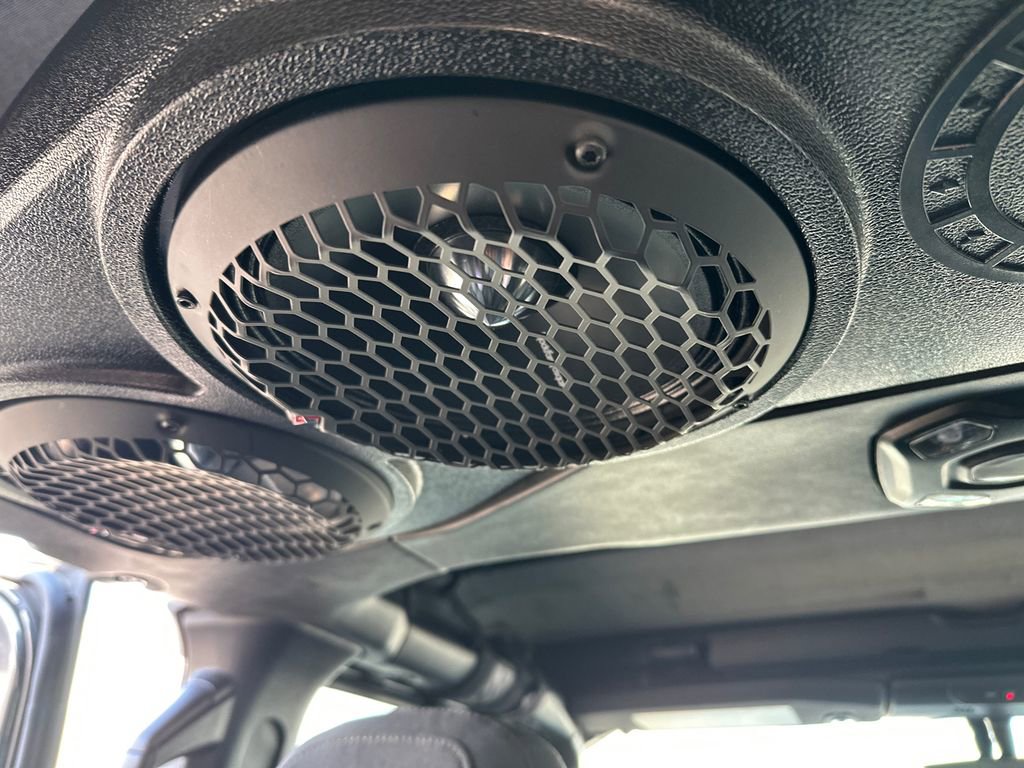 Used 2022 Jeep Gladiator Sport image 38