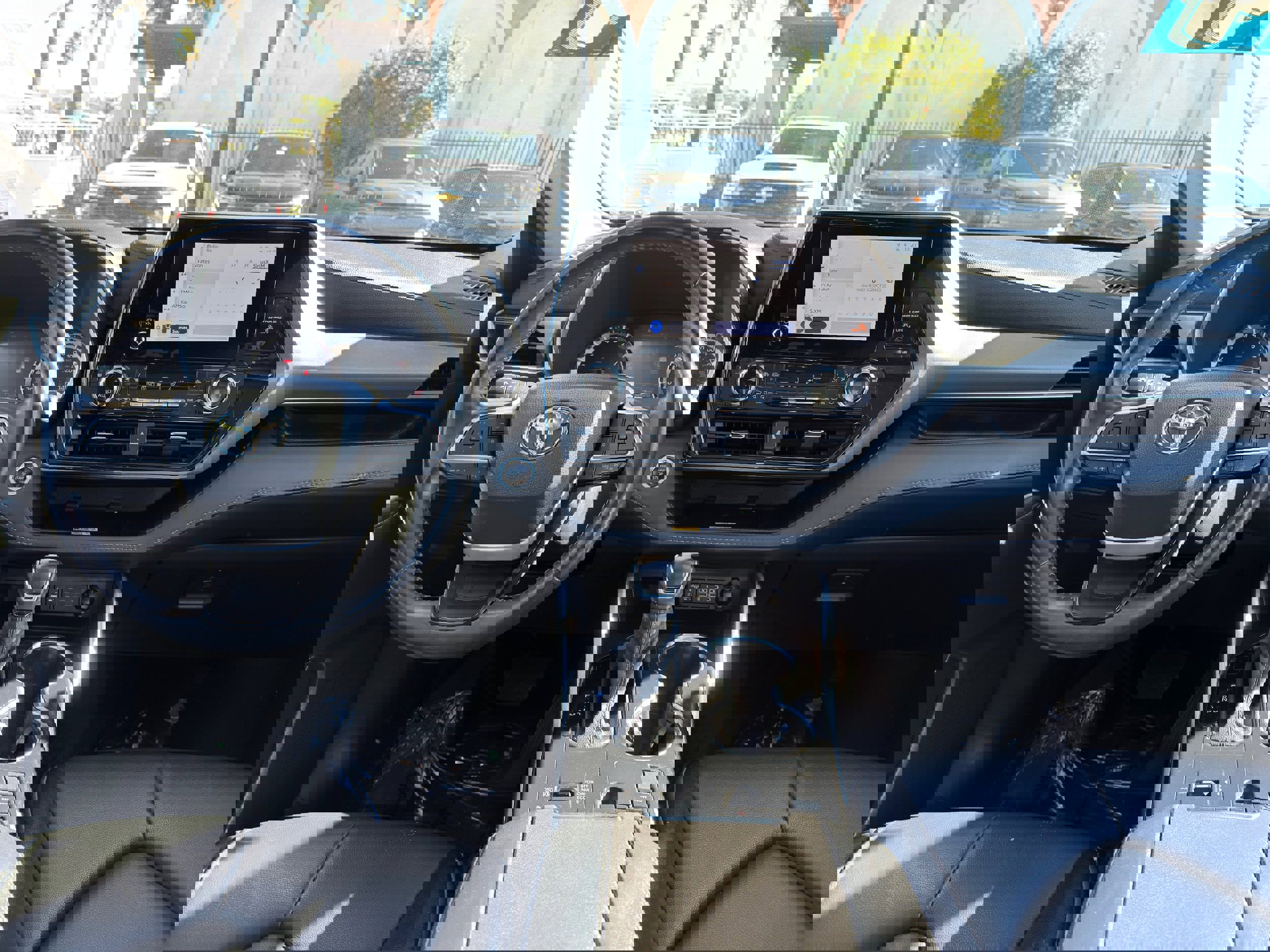 Used 2024 Toyota Highlander XLE image 20