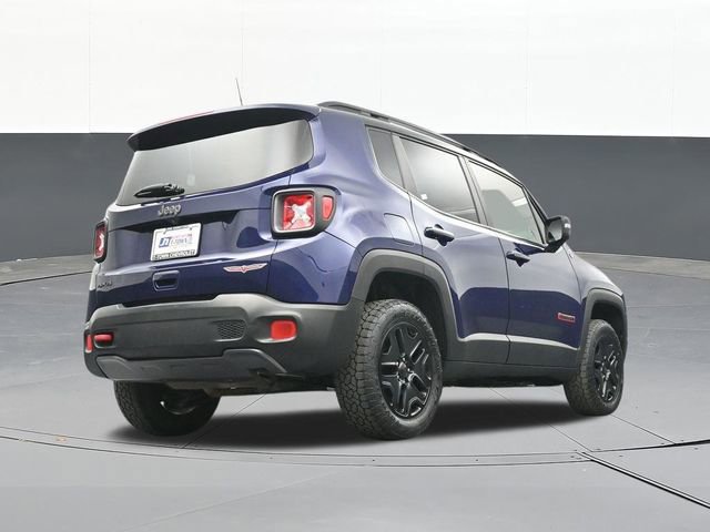 Used 2018 Jeep Renegade Trailhawk w/ Cold Weather Group II AWD/4WD image 52