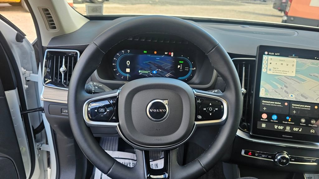 Certified 2025 Volvo XC90 T8 Plus w/ Protection Package Premier image 19