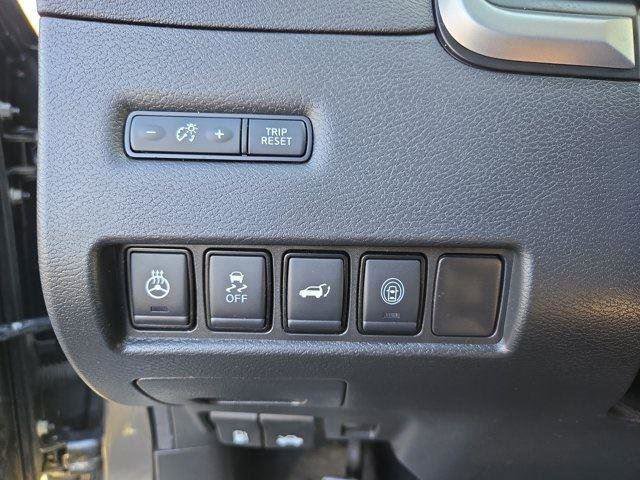 Used 2020 Nissan Murano Platinum AWD/4WD image 16