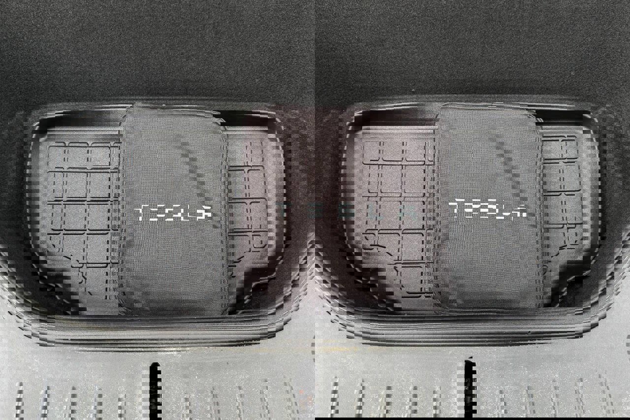 Used 2021 Tesla Model S Plaid image 31