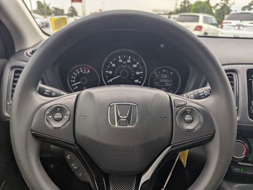 Used 2021 Honda HR-V LX image 27