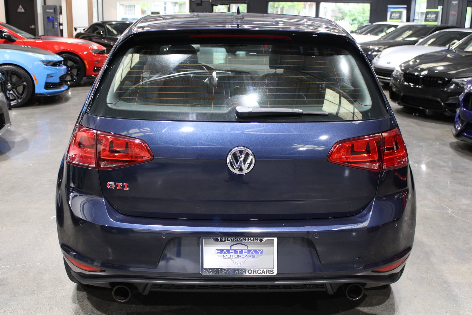 Used 2016 Volkswagen GTI SE FWD image 10