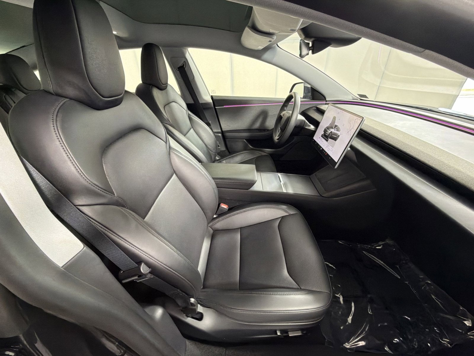 Used 2024 Tesla Model 3 Standard Range image 27