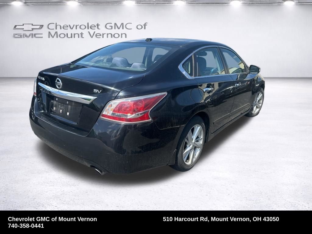 Used 2015 Nissan Altima 2.5 SV w/ Convenience Package image 4