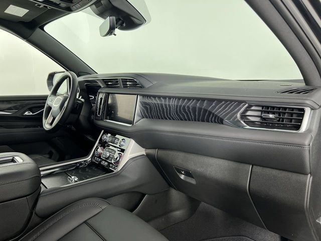 Used 2024 GMC Yukon Denali w/ Denali Reserve Package image 30