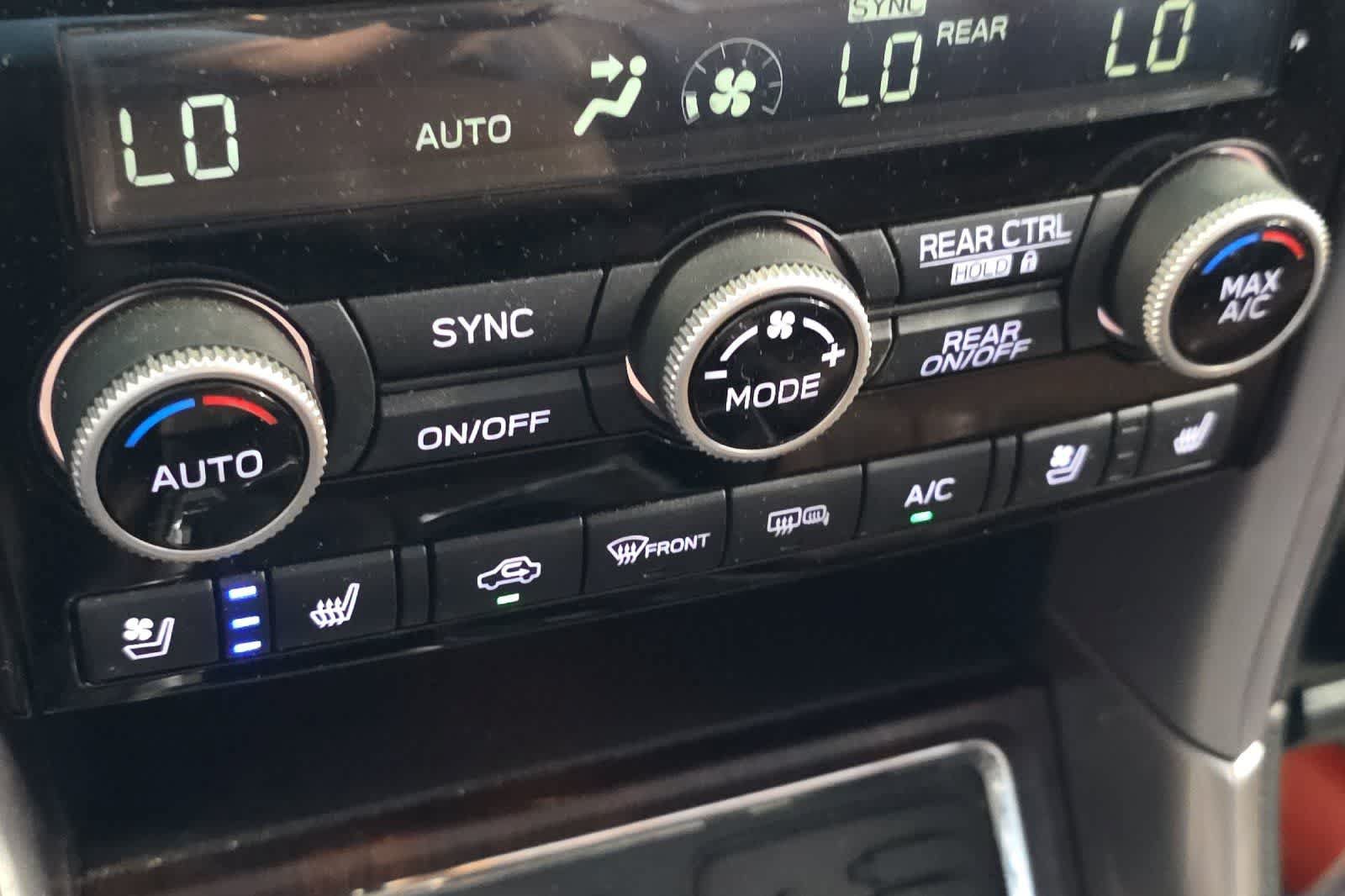 Used 2019 Subaru Ascent Touring w/ Popular Package #3 AWD/4WD image 22