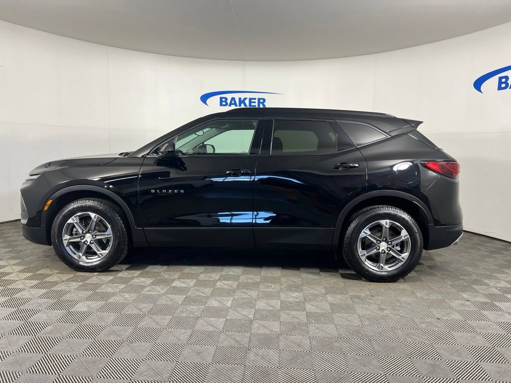 Certified 2023 Chevrolet Blazer LT w/ Convenience Package AWD/4WD image 2