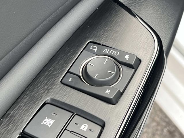 Certified 2024 Lexus ES 350 Ultra Luxury w/ Accessory Package (Z2) image 29