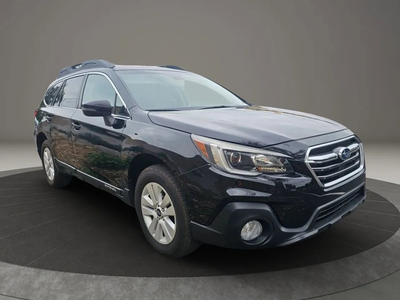 Used 2019 Subaru Outback 2.5i Premium image 7