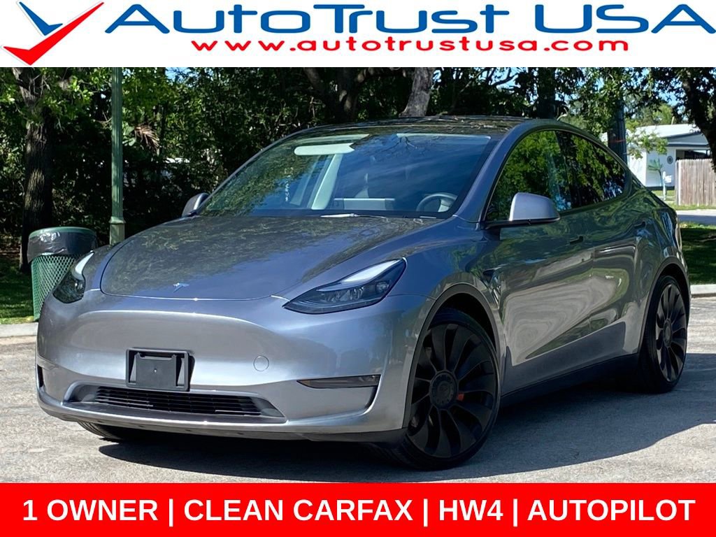 Used 2025 Tesla Model Y Performance AWD/4WD image 1