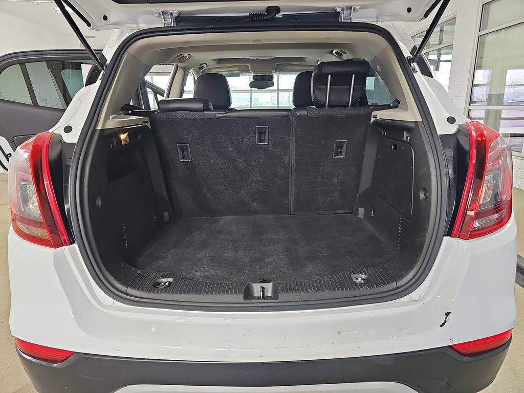 Used 2020 Buick Encore Preferred w/ Safety Package image 15