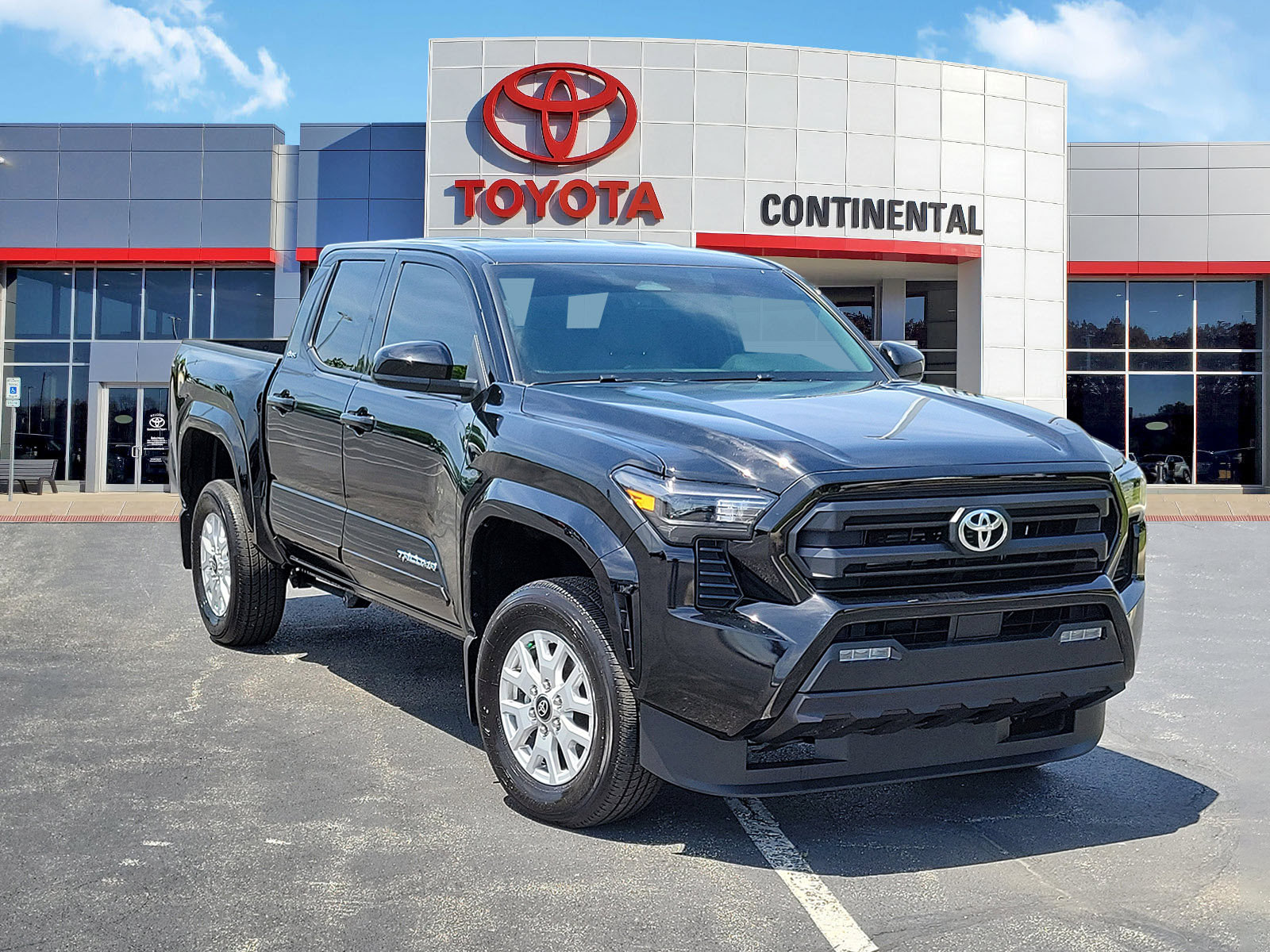 Certified 2025 Toyota Tacoma SR5 AWD/4WD image 2