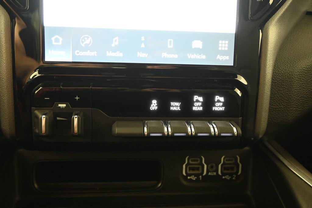 Used 2024 RAM 1500 Big Horn AWD/4WD image 30