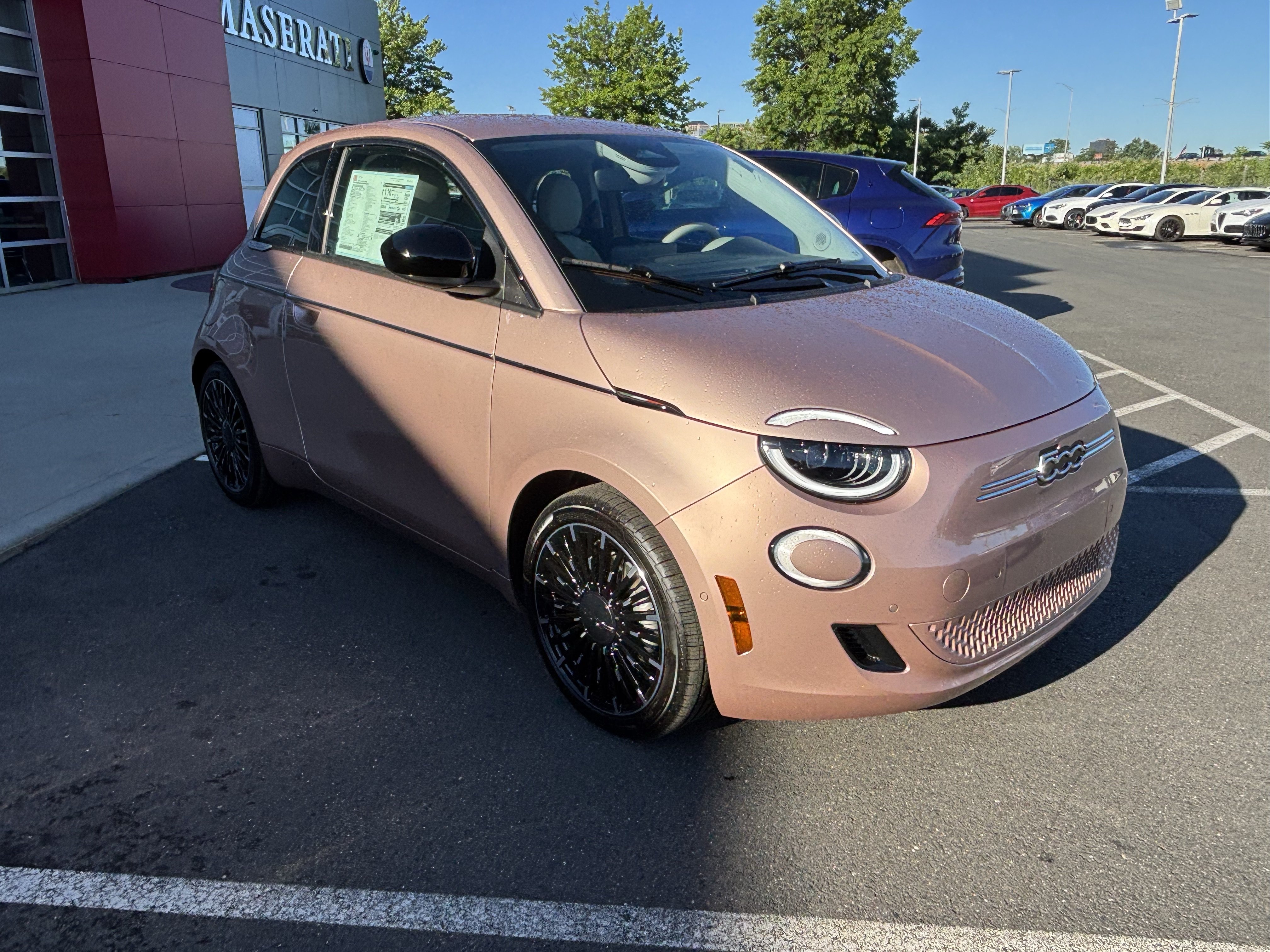 New 2026 FIAT 500 e Icona w/ Quick Order Package 21R FWD image 10