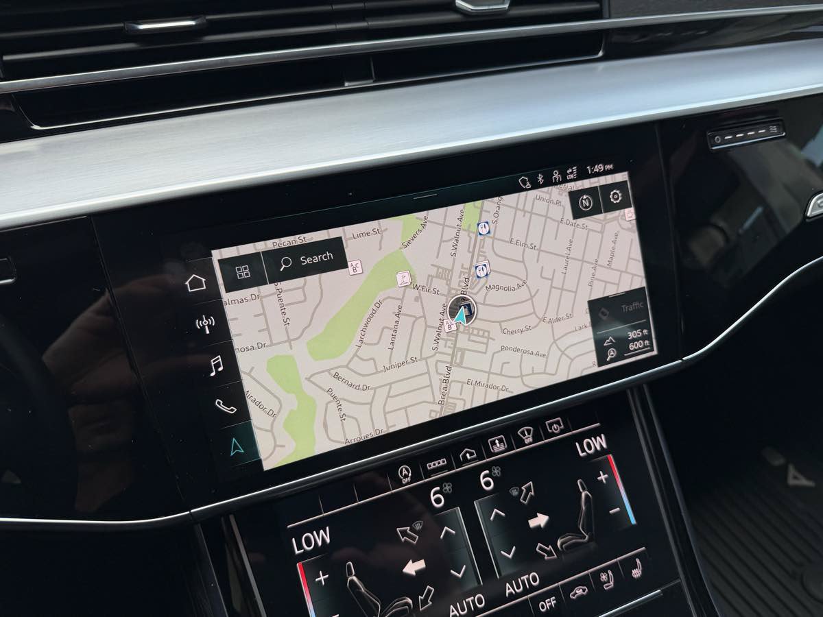 Used 2022 Audi A8 L 3.0T AWD/4WD image 25