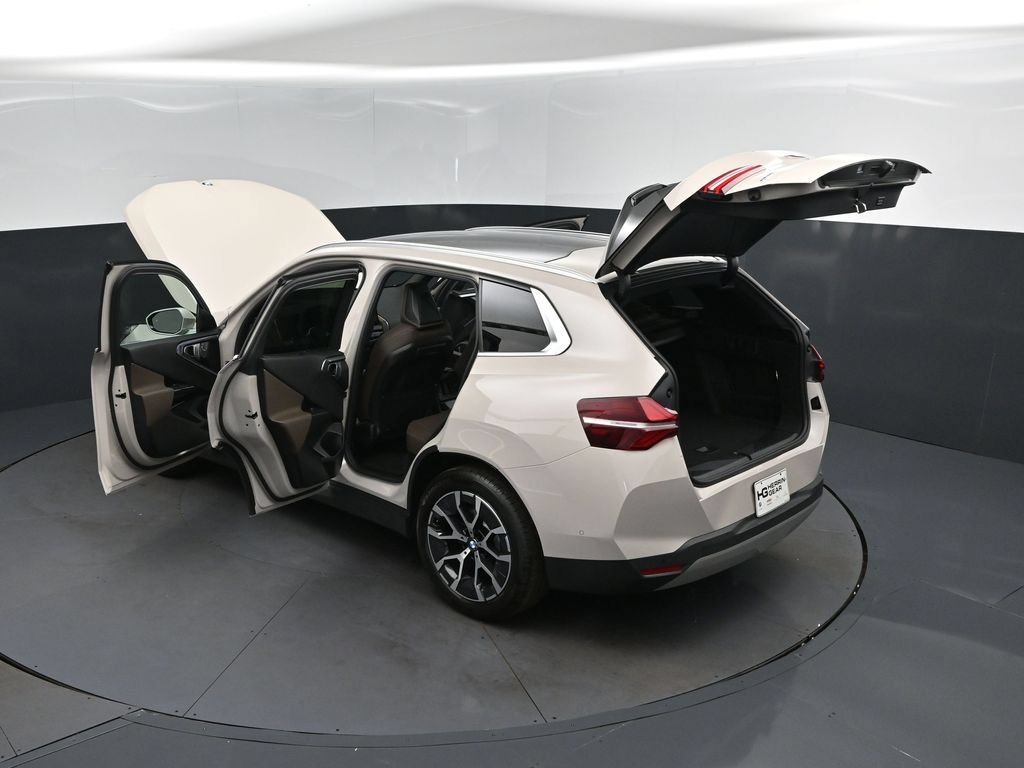 Used 2026 BMW X3 xDrive30i AWD/4WD image 2