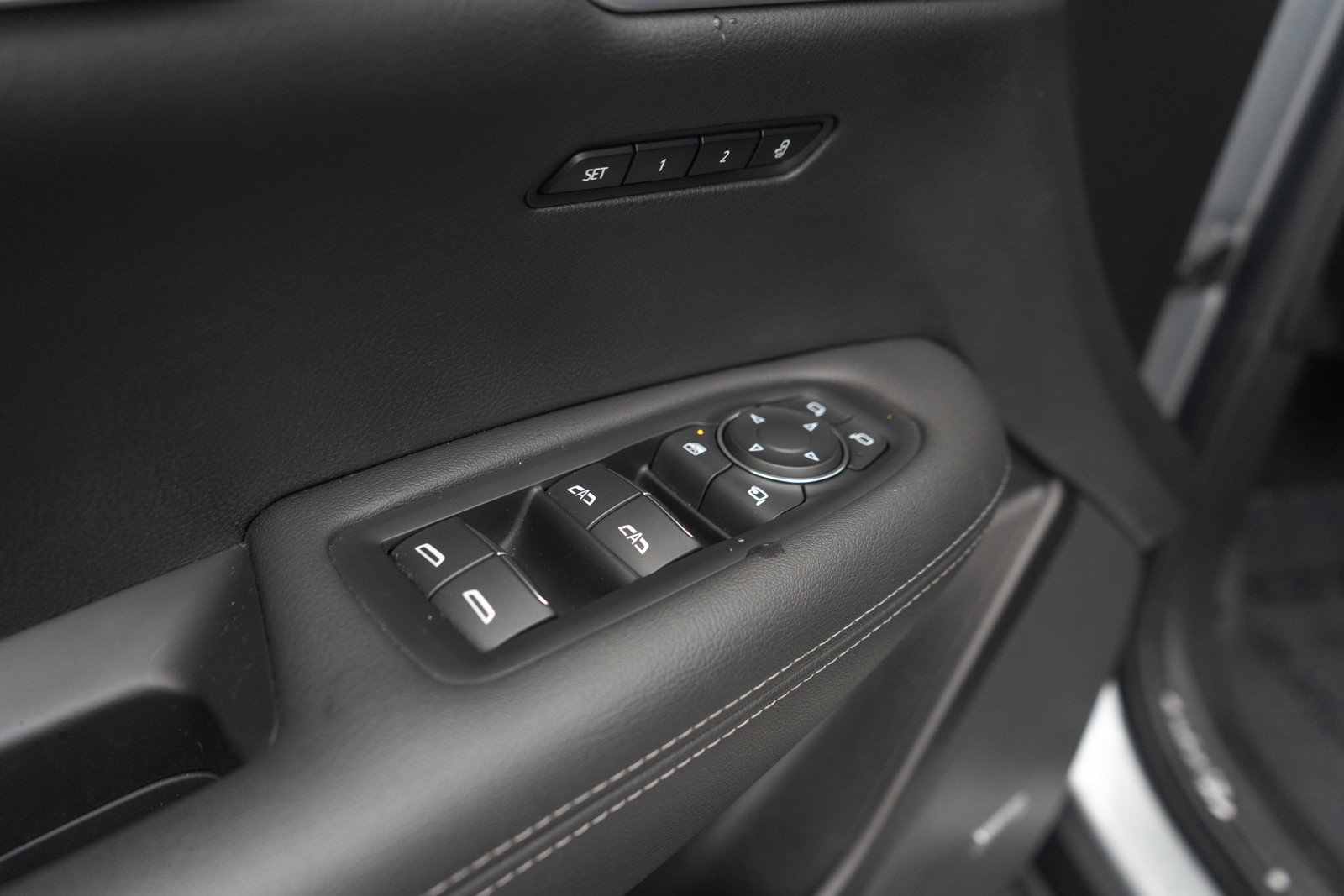 Used 2024 Cadillac XT6 Sport image 22